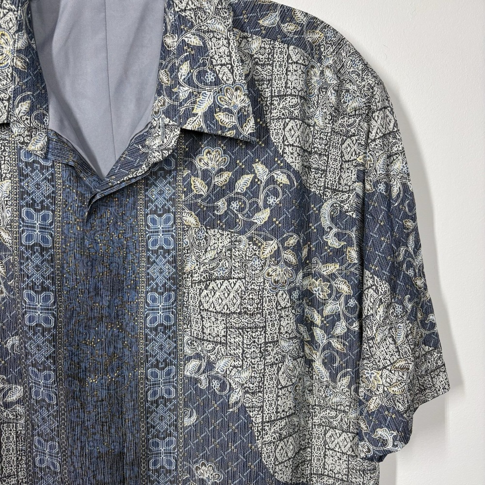 Batik Keris Men Short Sleeve Button Up Shirt Size 16.5 Blue Silky Polyester Asia - Picture 4 of 13